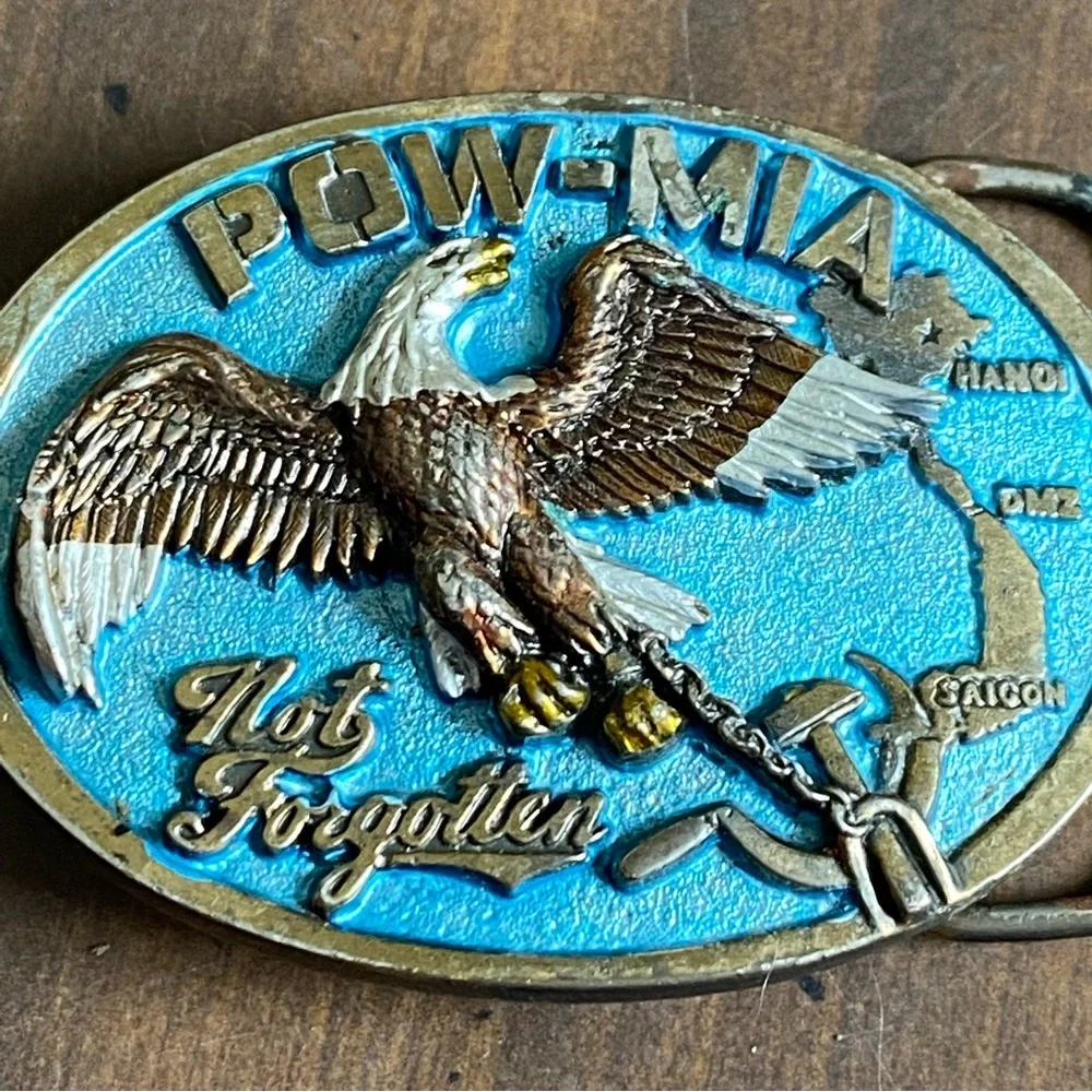 Vintage Pow Mia Eagle Emblem‎ Belt Buckle Not Forgotten